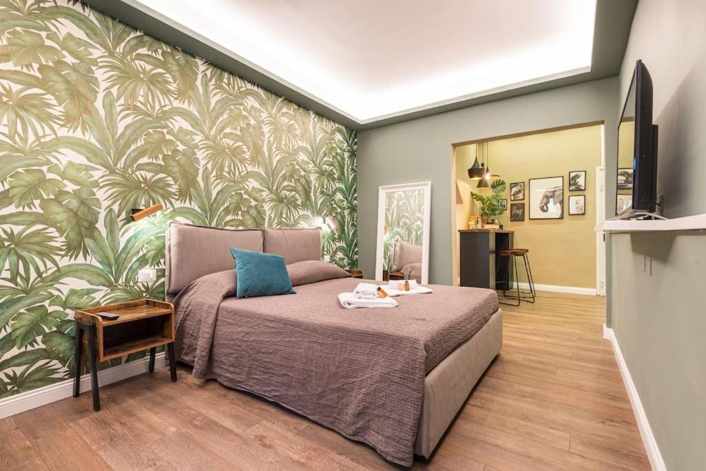 Jungle Suite Mood Behind Piazza Signoria Florence Luaran gambar