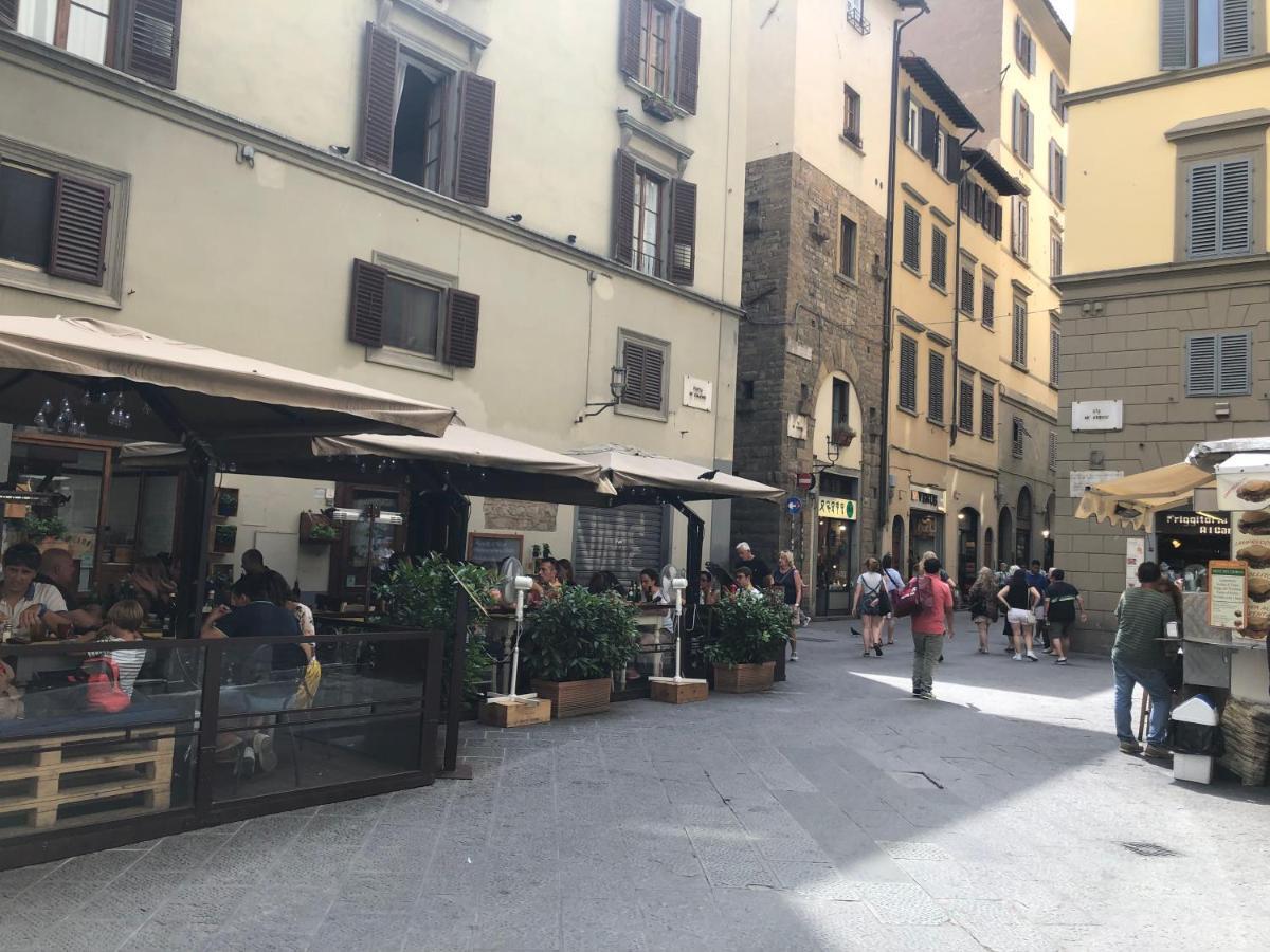 Jungle Suite Mood Behind Piazza Signoria Florence Luaran gambar